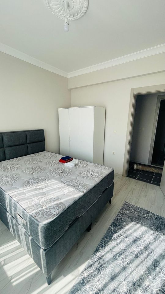 3-Zimmer-Wohnung in Anlage mit Pool Bild 2