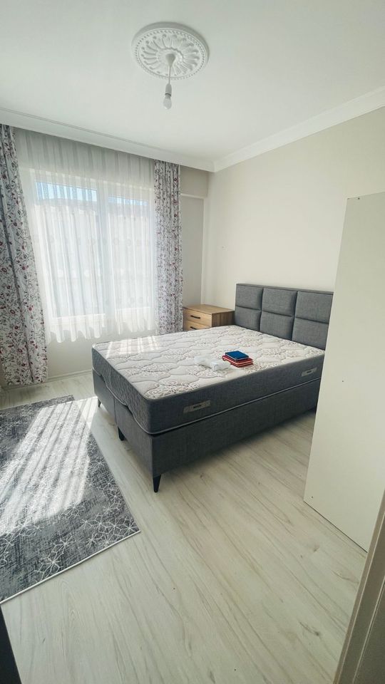 3-Zimmer-Wohnung in Anlage mit Pool Bild 3