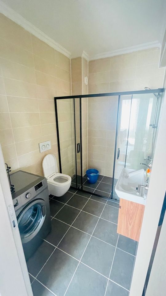 3-Zimmer-Wohnung in Anlage mit Pool Bild 8