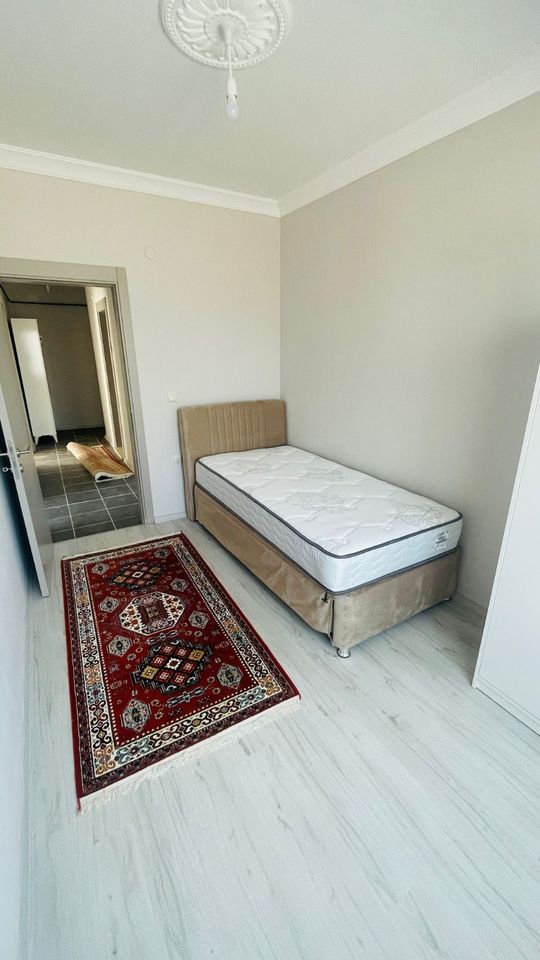 3-Zimmer-Wohnung in Anlage mit Pool Bild 14