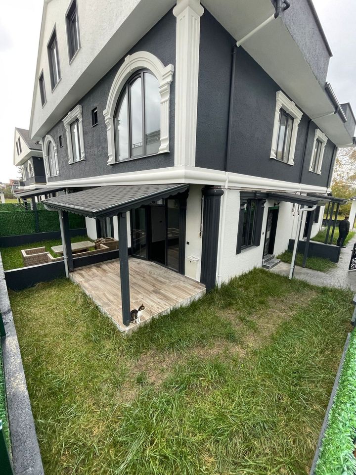 4-Zimmer-Villa mit Meerblick und Pool Bild 4